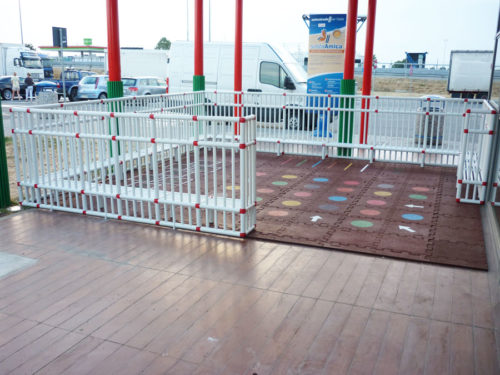 area giochi bambini, box bambini, pavimentazione antitrauma