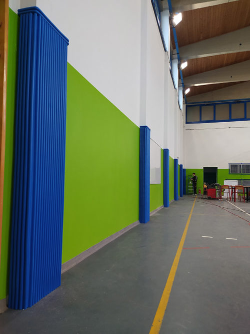 Protection for columns in sport halls, school gyms, football fields