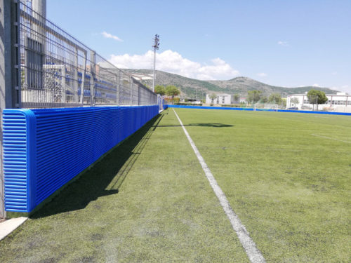 Protezioni antitrauma muretto campo da calcio