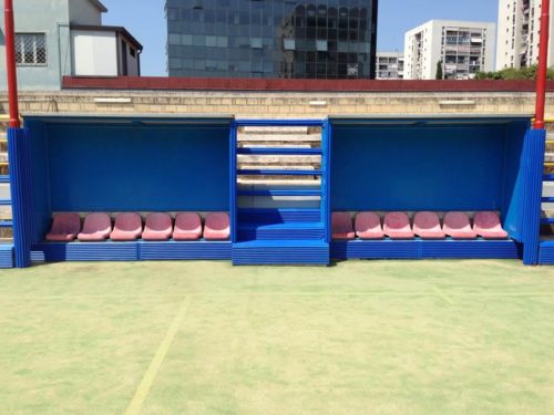 Protezioni antitrauma panchine atleti, protezioni campi da calcio, protezioni panchine atleti