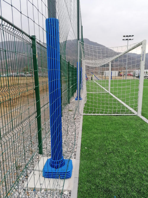 Protezioni antitrauma pali impianti sportivi