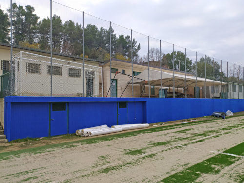 Rivestimento antitrauma muretto calcio, Onda foam wall guard