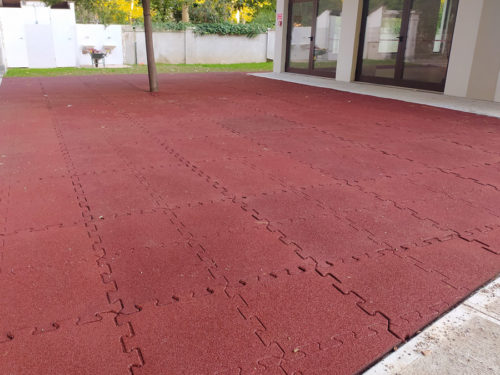 pavimento-gomma-giardino-scolastico-antitrauma-codex