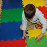 ineinandergreifende eva-Teppiche für Kinder